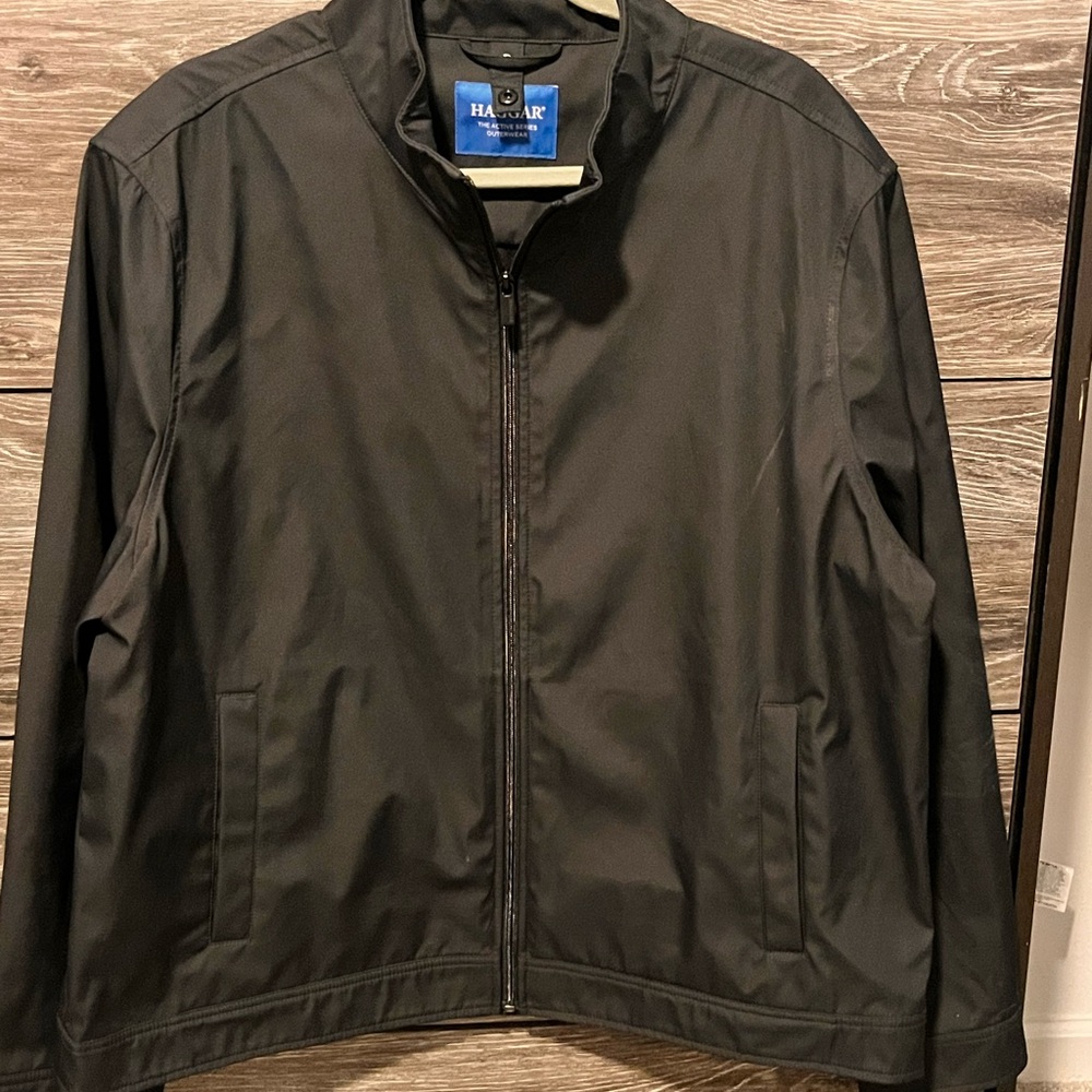 Haggar Men's Classic Black Windbreaker